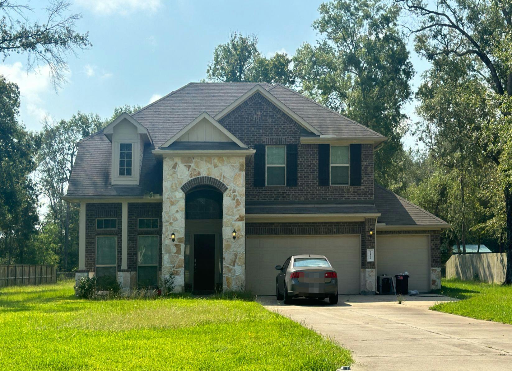 9155 WHITE TAIL Dr  