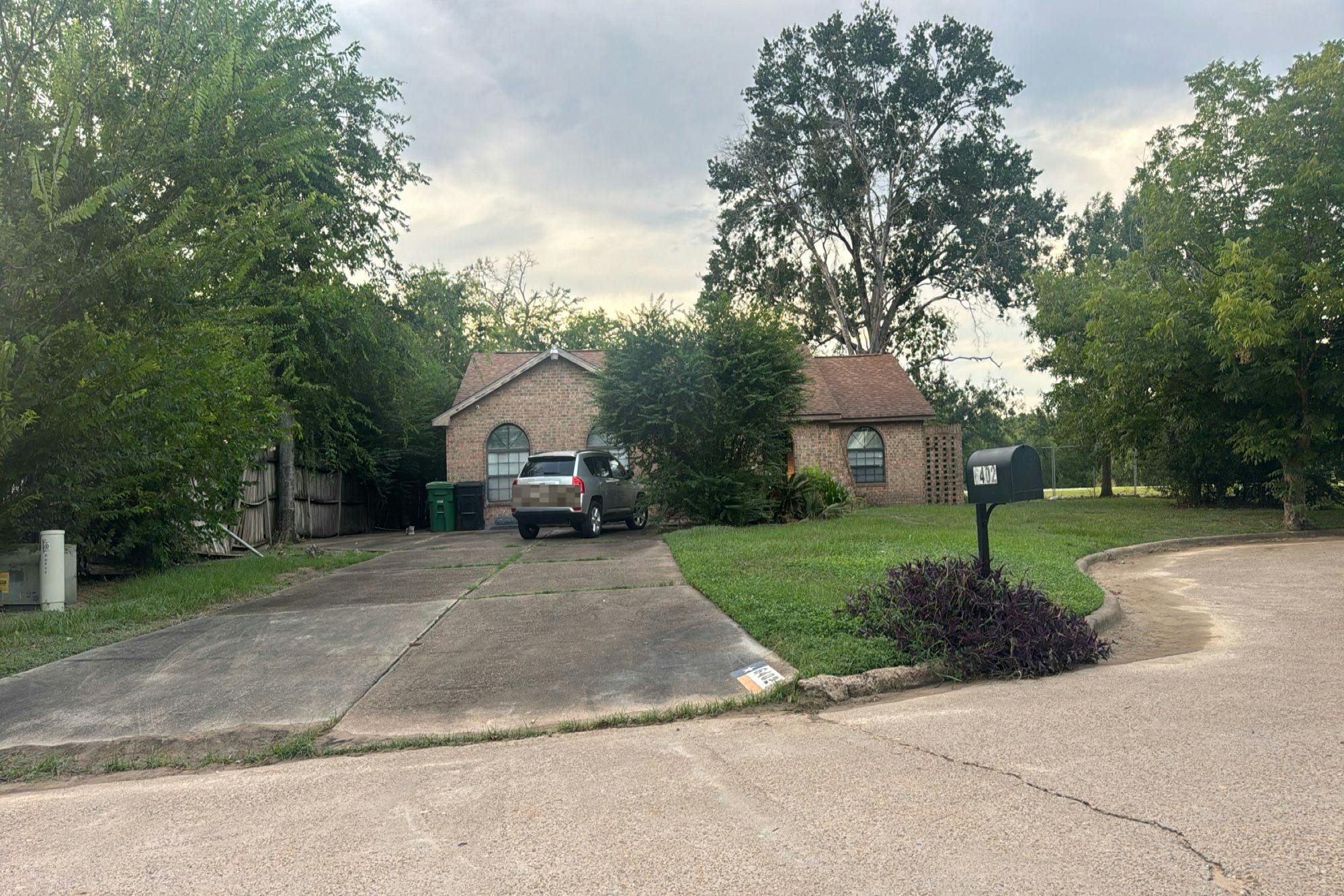 Woodland Trails Dr, Houston, TX 77088