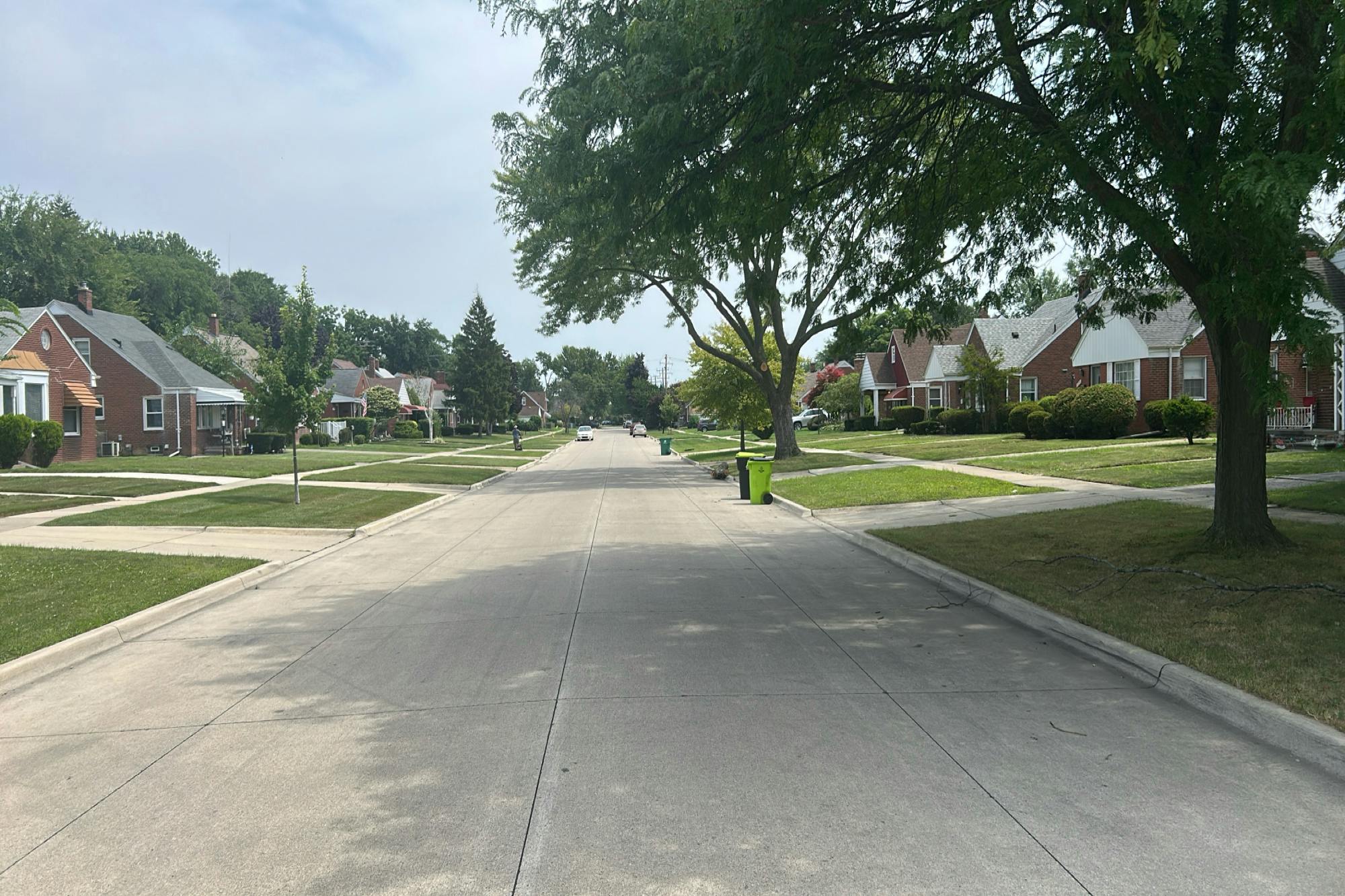 Ego Ave, Eastpointe, MI 48021