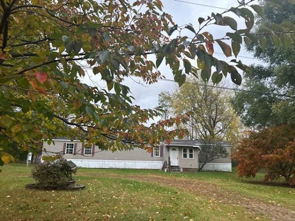 155 Mason St Morrisonville, NY 12962, Clinton County