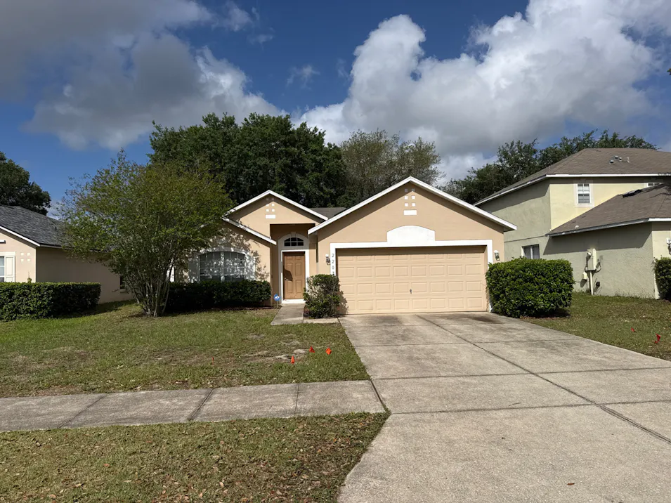2207 Nicollett Way Leesburg, FL 34748, Lake County