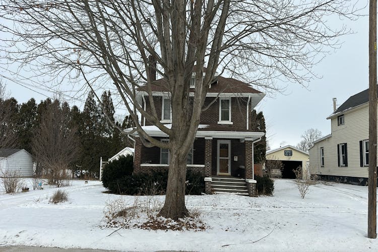 528 W Chestnut St Freeport, IL 61032, Stephenson County