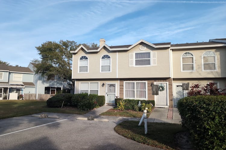 8711 Cobbler Pl Tampa, FL 33615, Hillsborough County