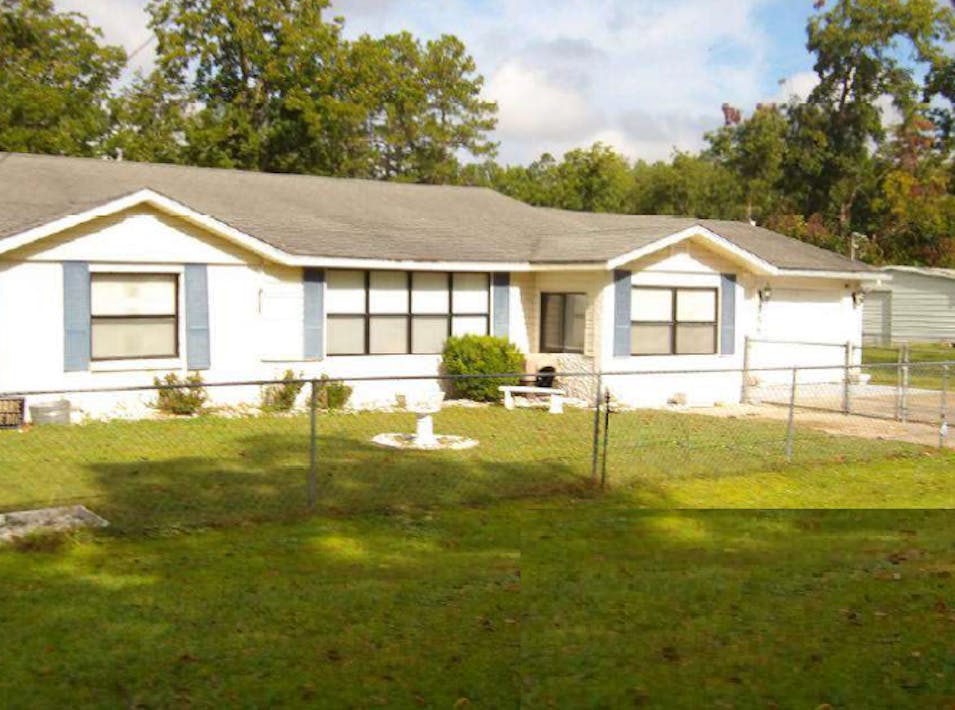 925 Columbus Street Waycross, GA 31503, Ware County