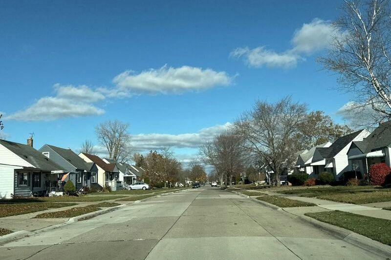 Gascony Ave, Eastpointe, MI 48021