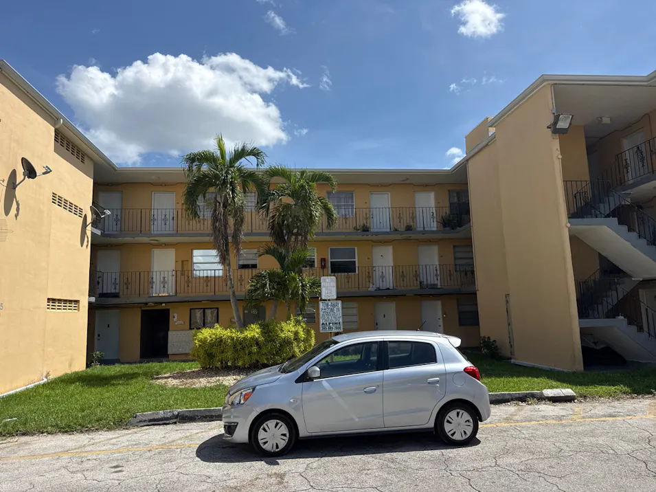 3855 SW 79 Avenue Miami, FL 33155, Miami-Dade County