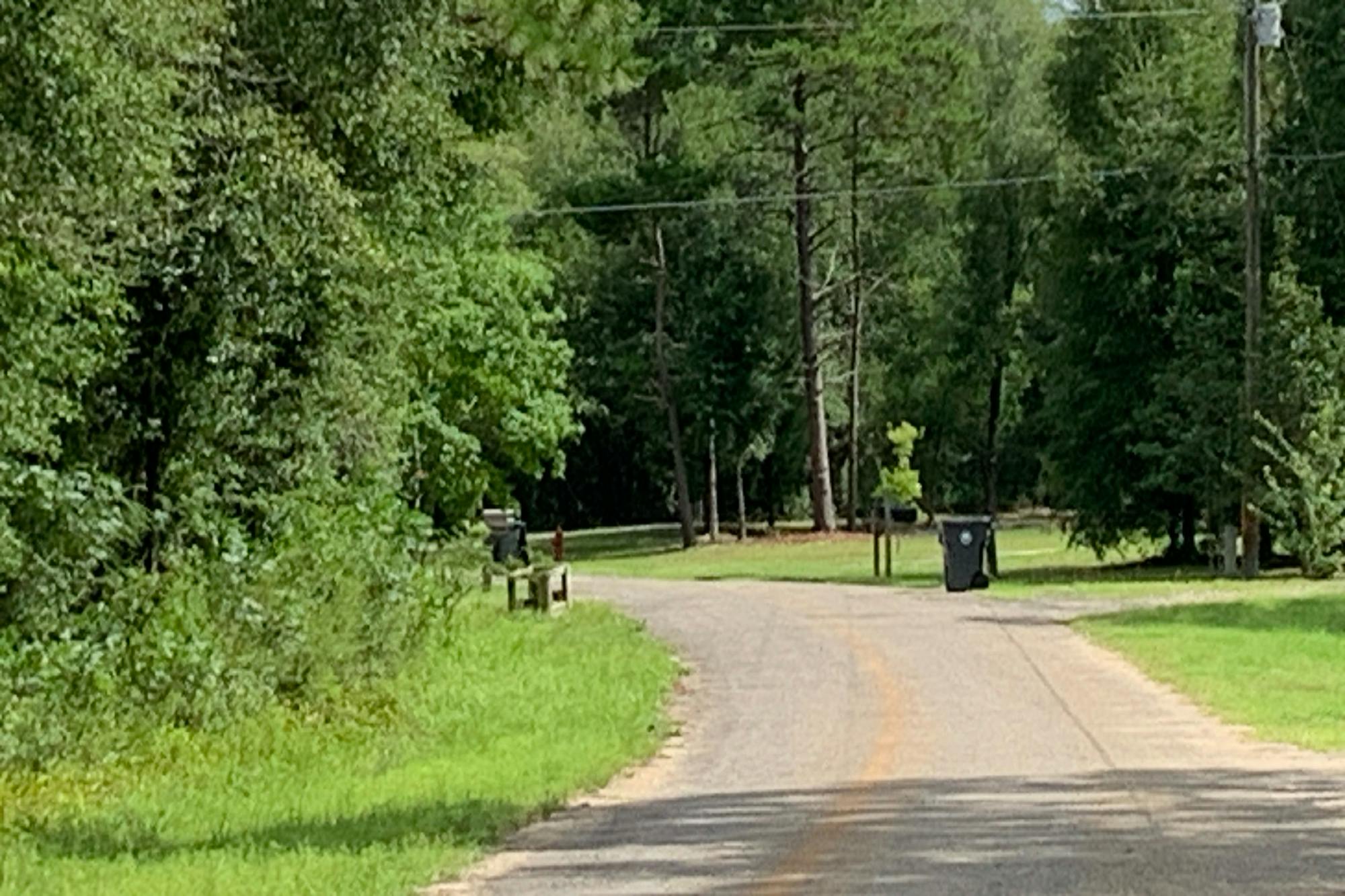 Peacock Rd, Defuniak Springs, FL 32433
