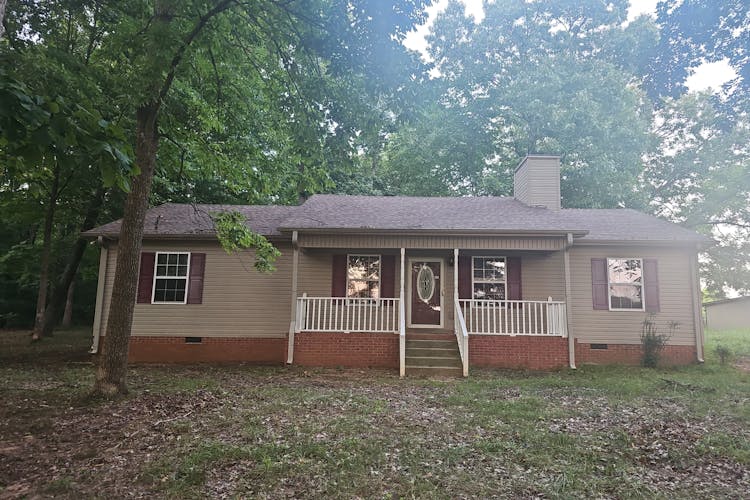 6041 McDaniels Road Springfield, TN 37172, Robertson County