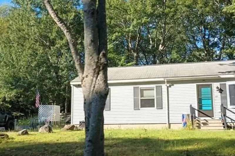 Bass Rd, Northwood, NH 03261