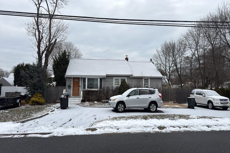 27 Wyckoff Avenue Port Jefferson Station, NY 11776, Suffolk County