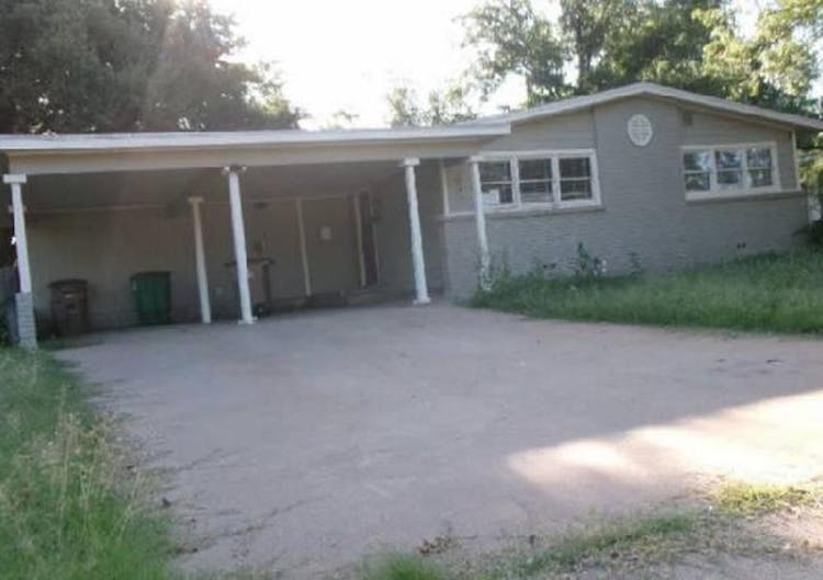 2004 Douglas Dr San Angelo, TX 76904, Irion County
