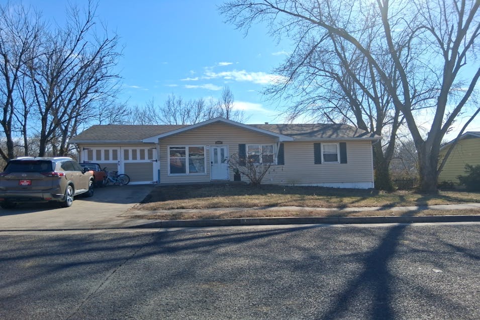 2406 Spruce Dr Columbia, MO 65202, Boone County