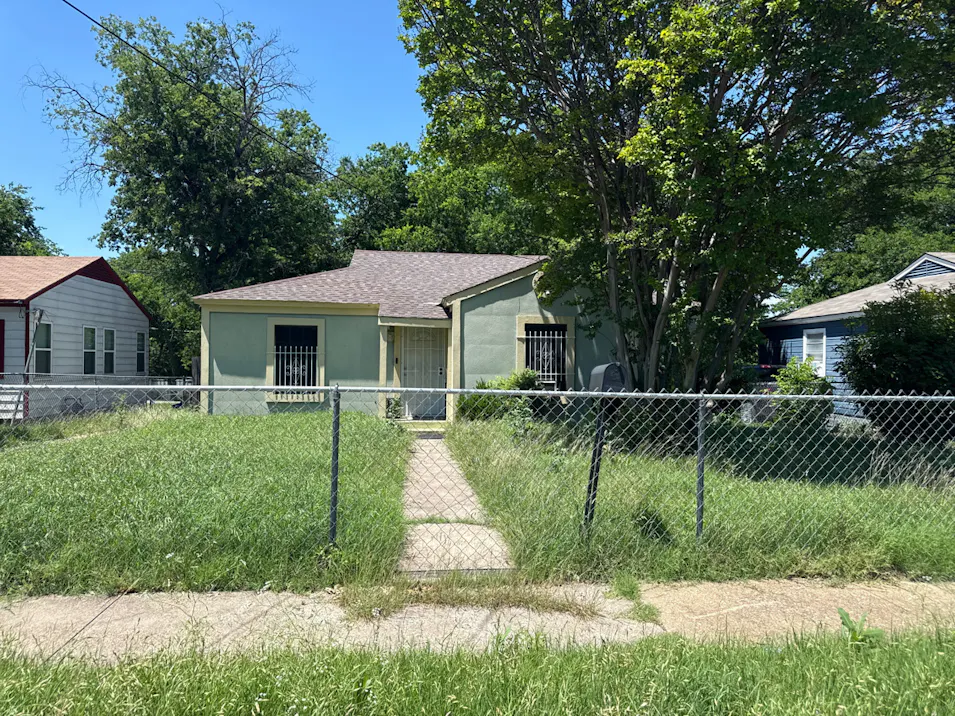 2423 Marfa Ave Dallas, TX 75216, Dallas County