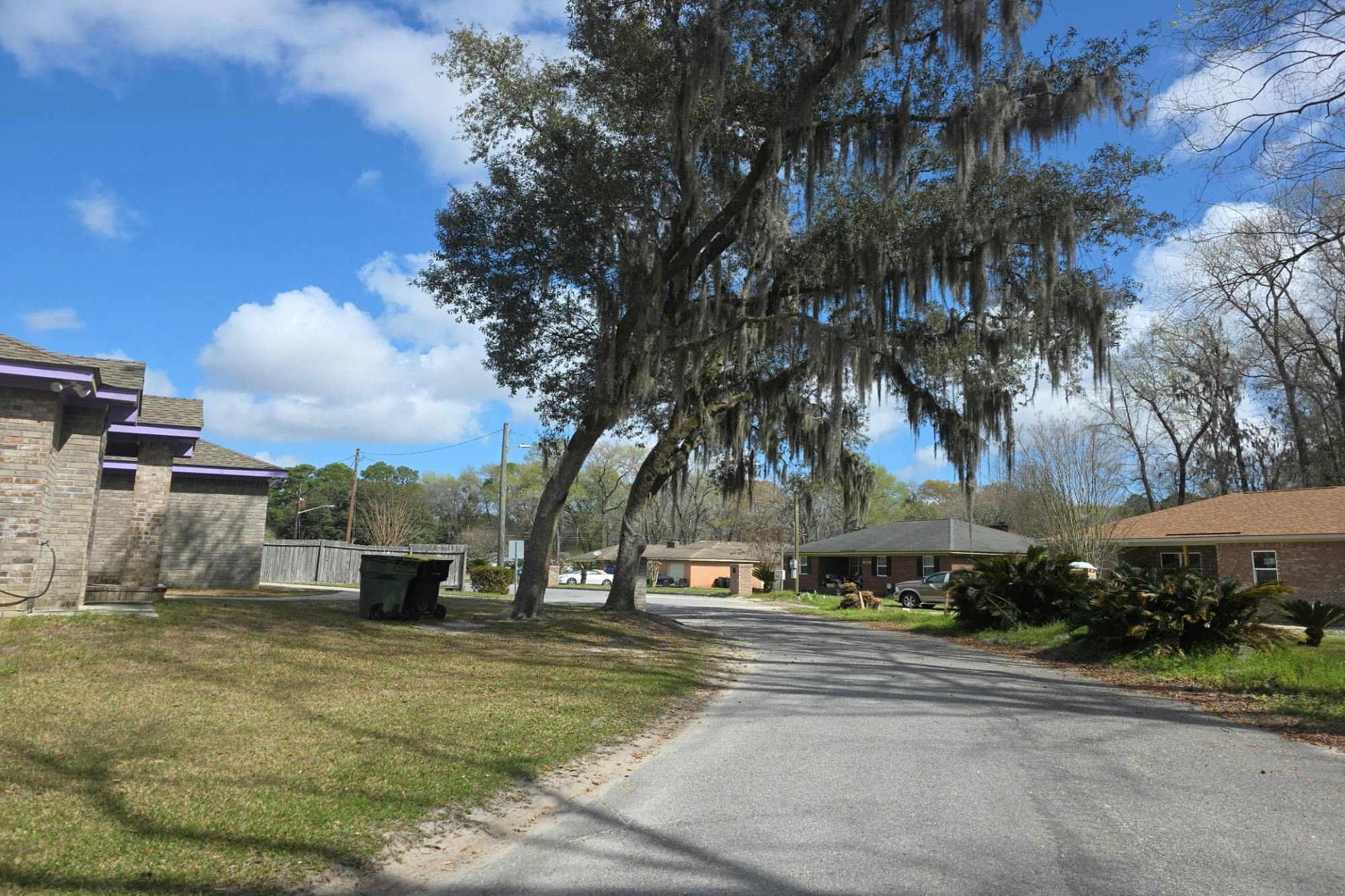 Meadow Ave, Savannah, GA 31405