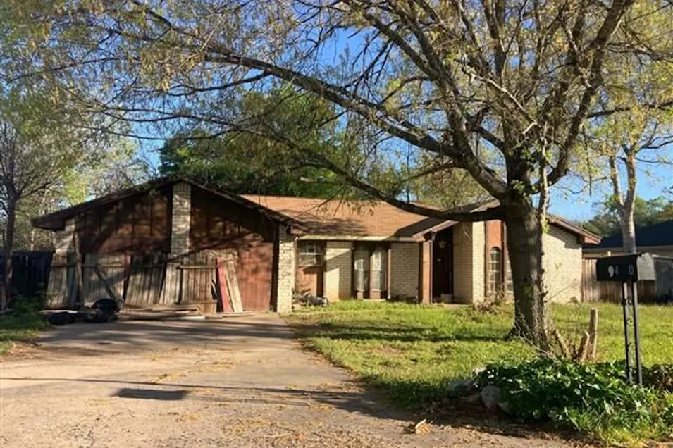 9400 Eddystone Austin, TX 78729, Williamson County