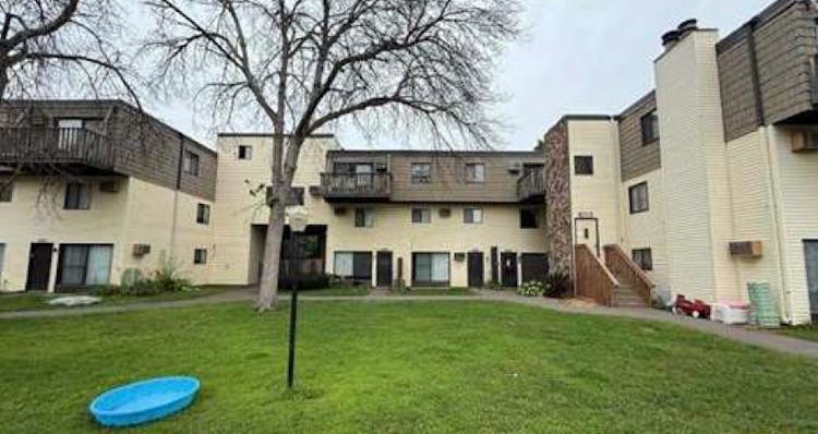 7430 72nd Ln N Brooklyn Park, MN 55428, Hennepin County