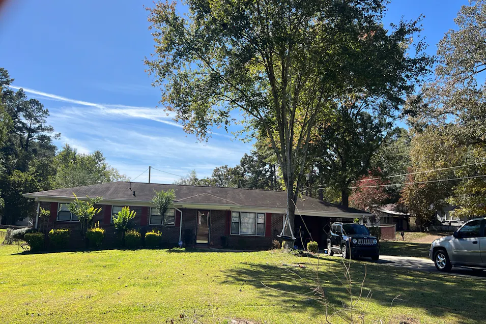 1956 Tabor Circle Gadsden, AL 35904, Etowah County