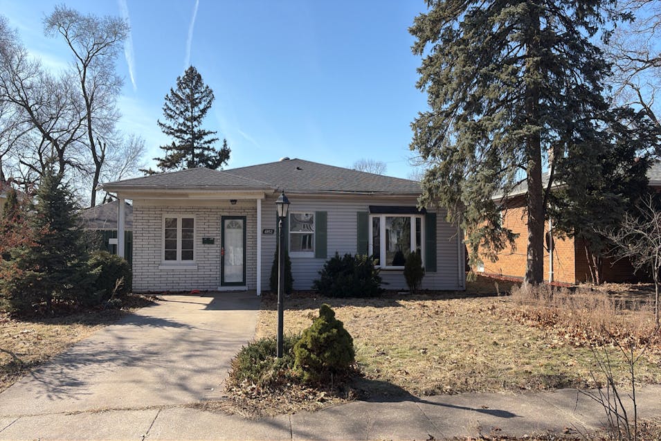 6932 Schneider Ave Hammond, IN 46323, Lake County