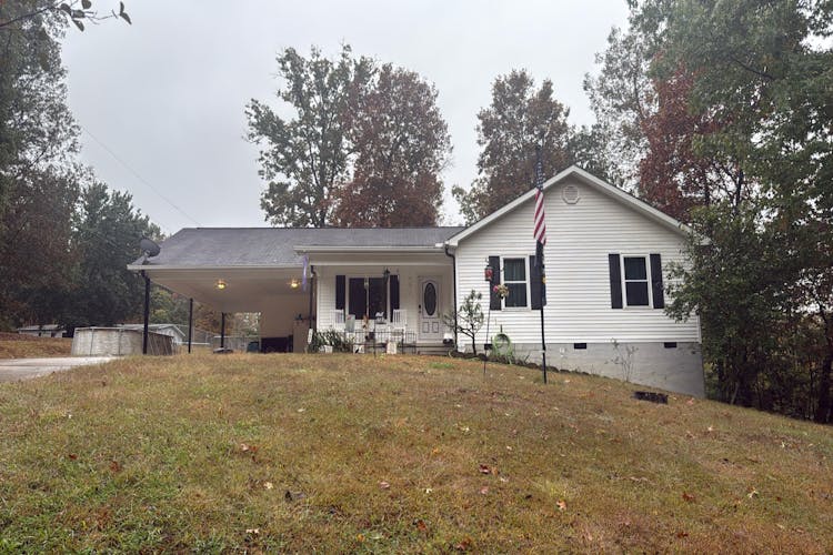 1067 Sumach Church Rd Chatsworth, GA 30705, Murray County