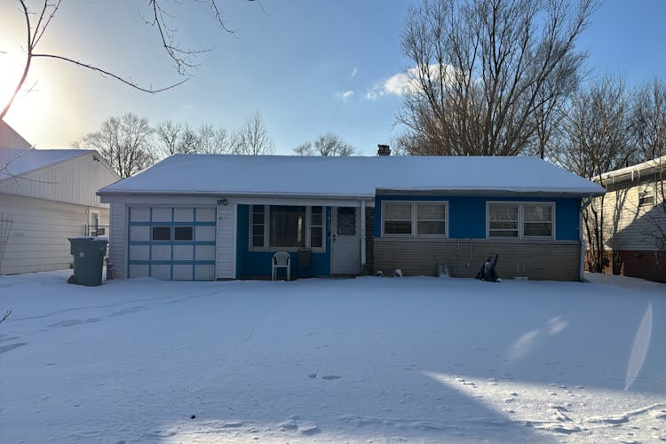 6672 Madison St Merrillville, IN 46410-3457, Lake County