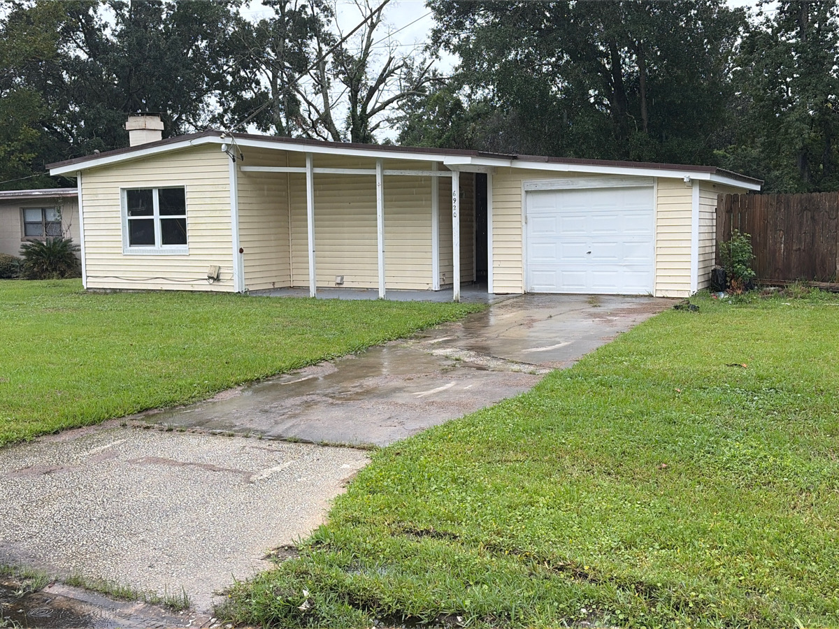 6920 Arques Rd photo 2