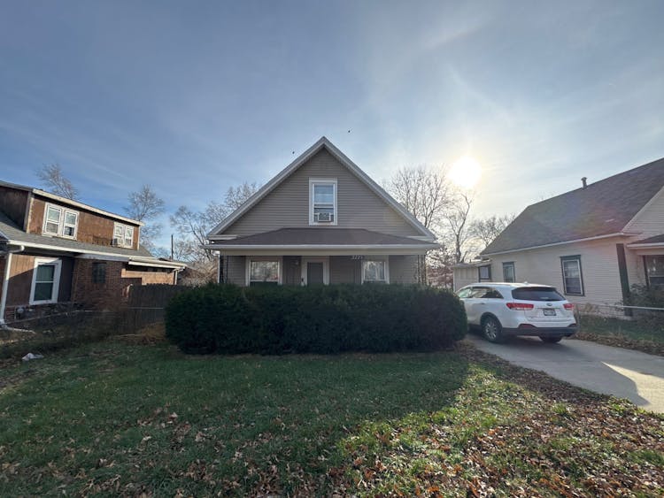 2225 Sheldon Street Lincoln, NE 68503, Lancaster County