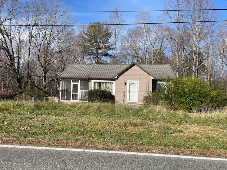1632 Cajah Mountain Road Hudson, NC 28638, Caldwell County