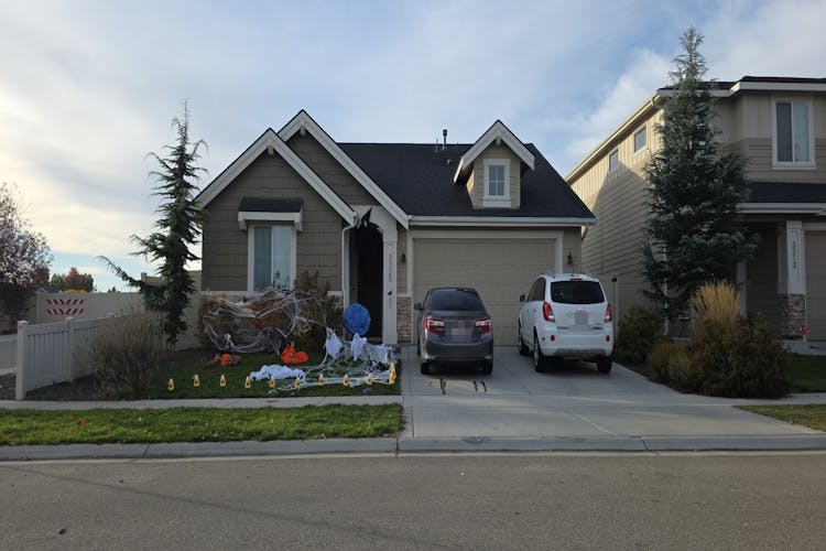 3325 E Girdner Dr Meridian, ID 83642, Ada County