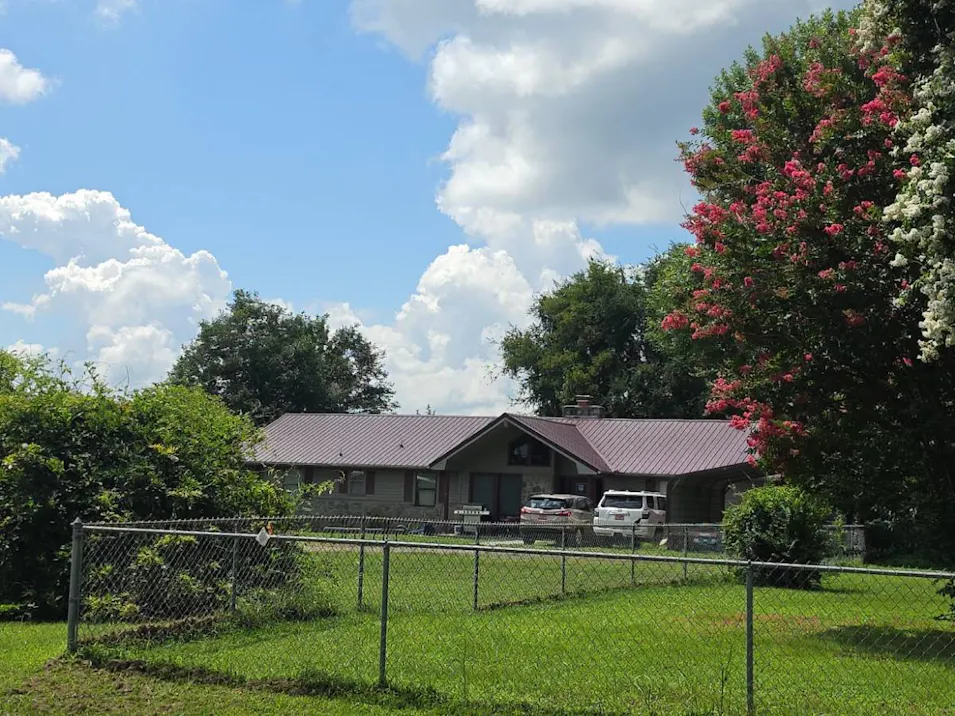 23765 Wells Rd Shady Point, OK 74956, Leflore County