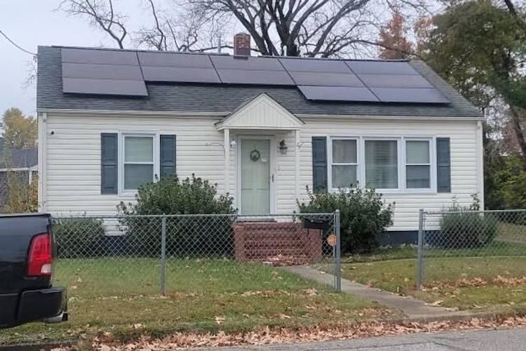 23 Laurel Drive Hampton, VA 23669, Hampton County