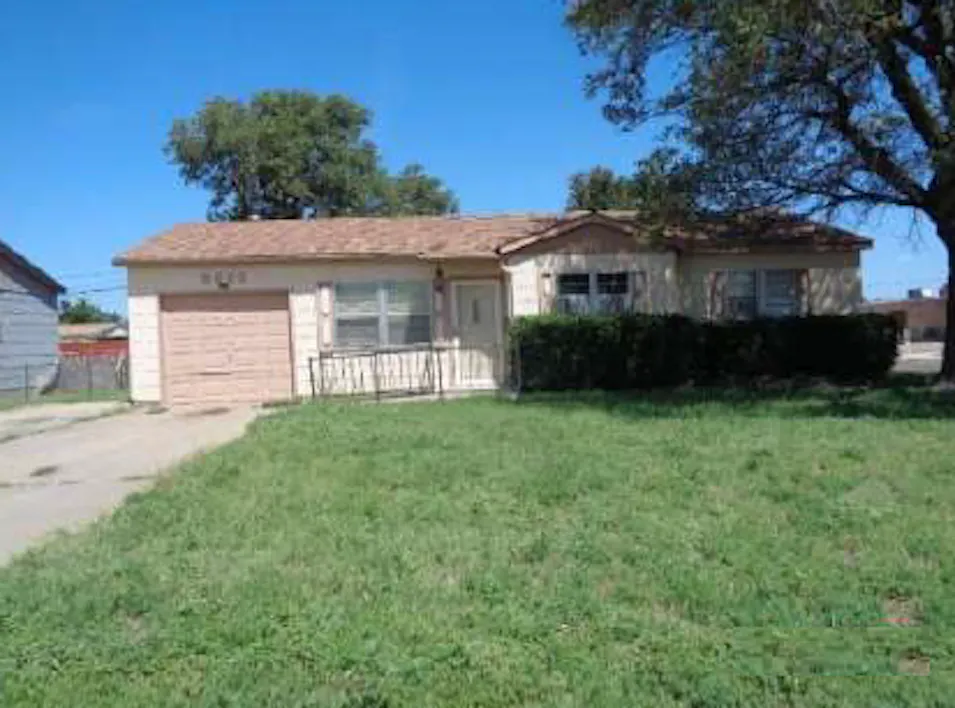 3823 Beaver Dr Amarillo, TX 79107, Potter County