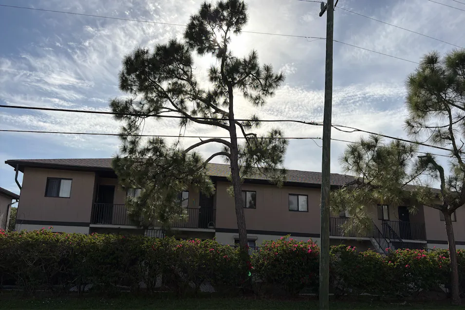 1240 Hall Rd Apt 501 North Fort Myers, FL 33903, Lee County