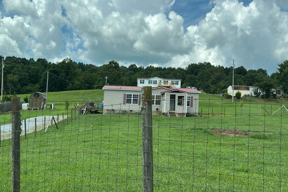 85 Clay Way Greeneville, TN 37745, Greene County