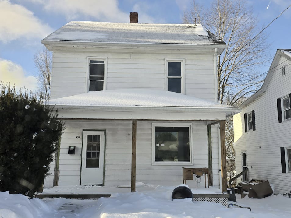 232 Columbia Ave Cresson, PA 16630, Cambria County