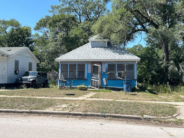 2425 Wood St Muskegon Heights, MI 49444, Muskegon County