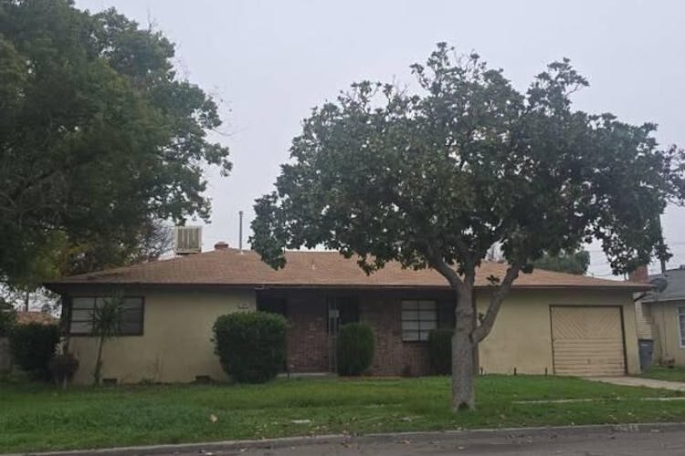 3254 N Howard Ave Fresno, CA 93726, Fresno County