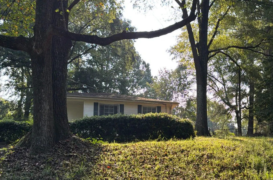 3720 Oakwood Dr Adamsville, AL 35005, Jefferson County