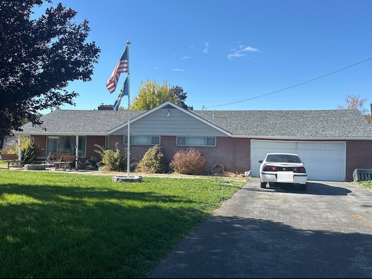 1120 South 69th Avenue Yakima, WA 98908, Yakima County