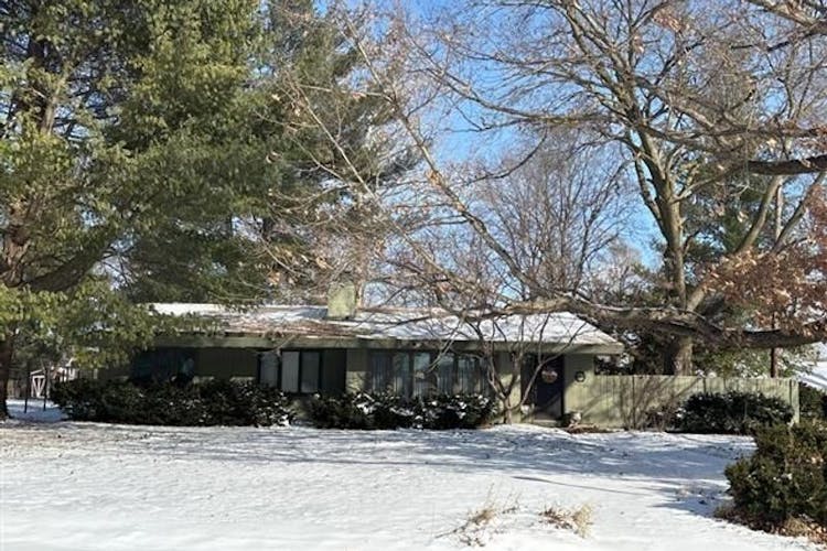 817 W Beech St Chillicothe, IL 61523, Peoria County