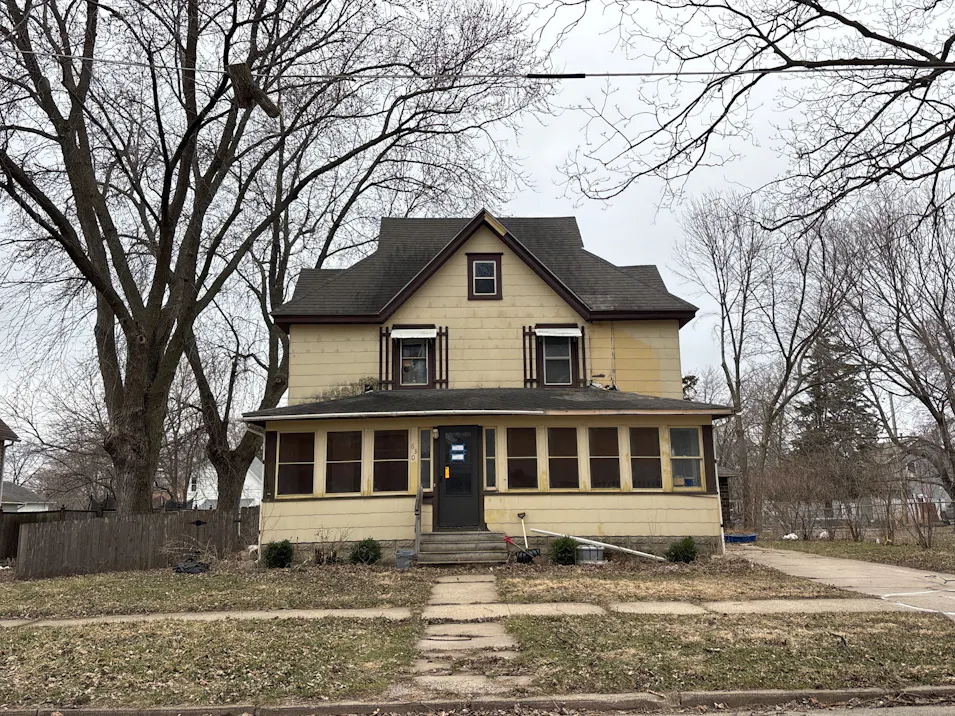 630 S Connecticut Ave Mason City, IA 50401, Cerro Gordo County