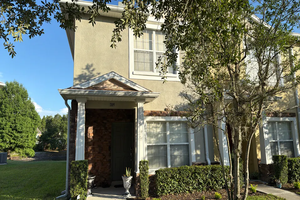 1109 Sleepy Oak Drive Wesley Chapel, FL 33543, Pasco County