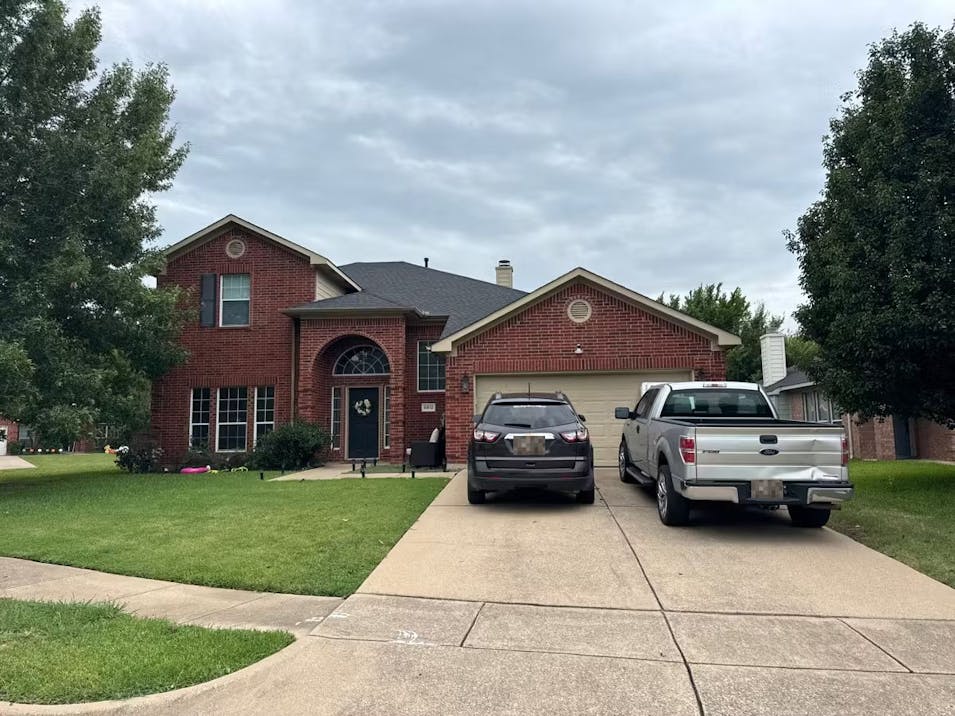 5812 Berryhill Dr Arlington, TX 76017, Tarrant County