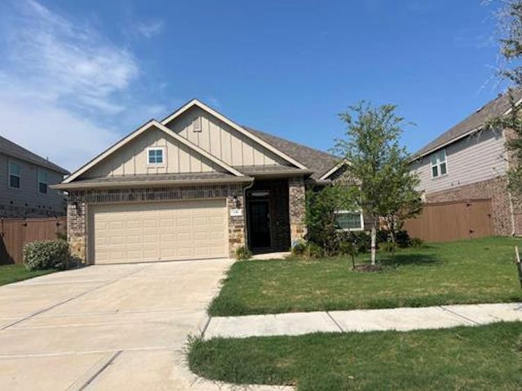 136 Water Grass Trl Clute, TX 77531, Brazoria County
