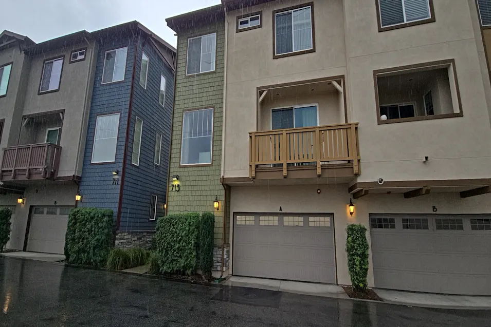 713 South Azusa Avenue #a Azusa, CA 91702, Los Angeles County