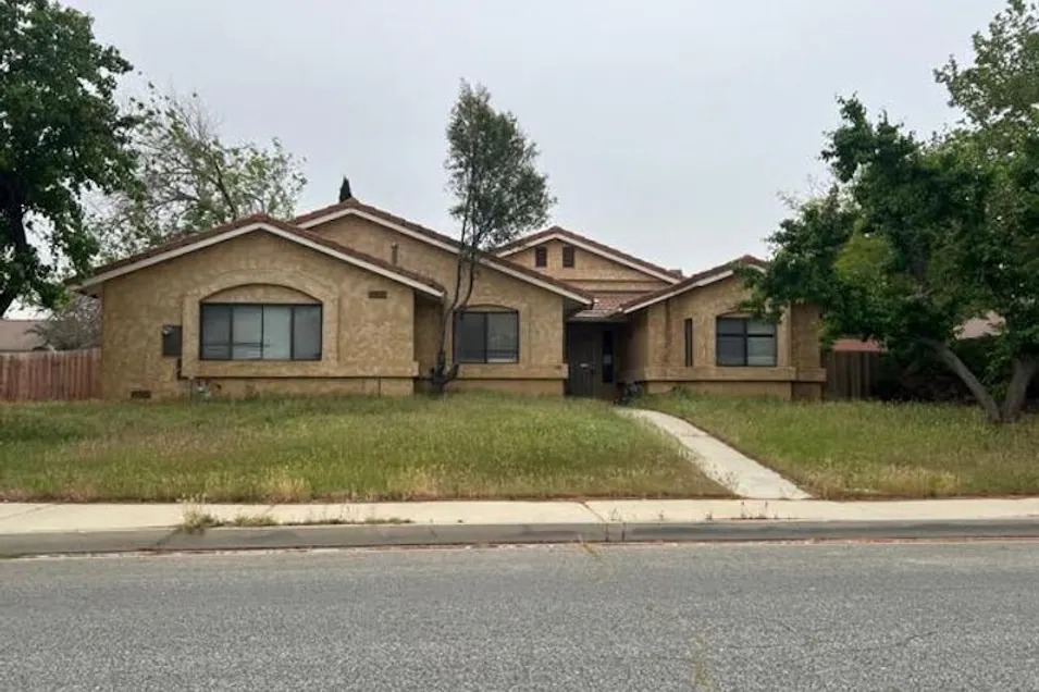 42355 Willeta Avenue Quartz Hill, CA 93536, Los Angeles County