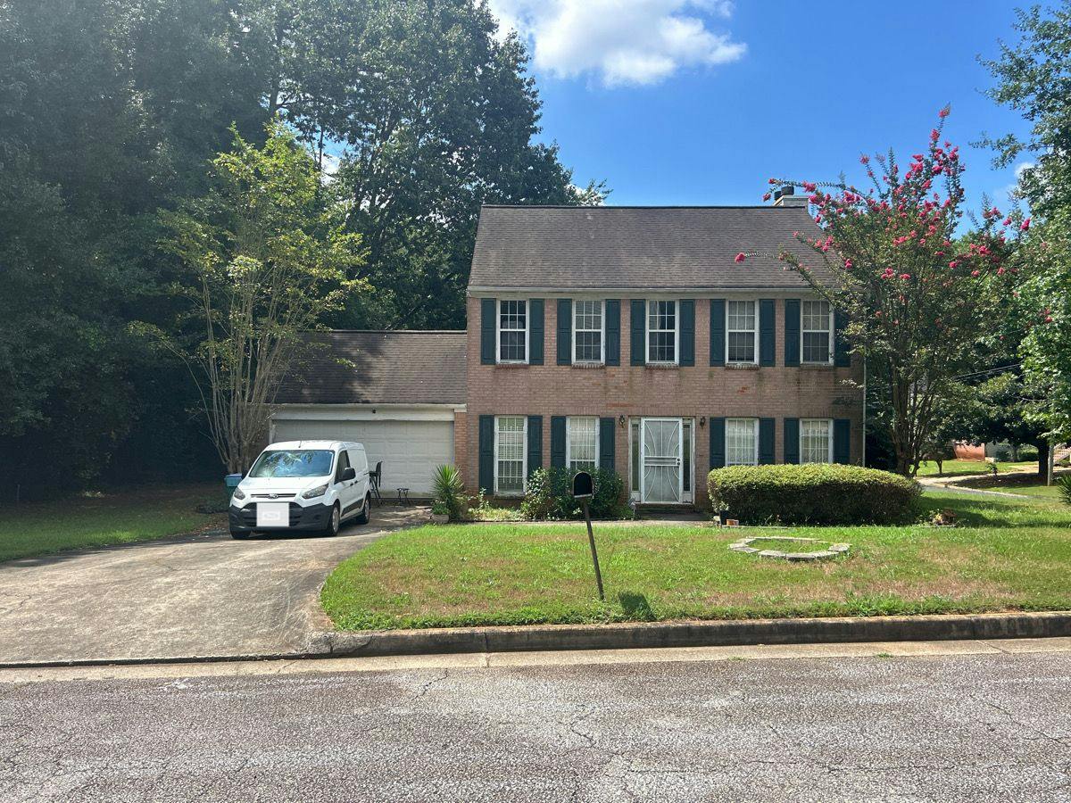 Cobb Creek Ct, Decatur, GA 30032