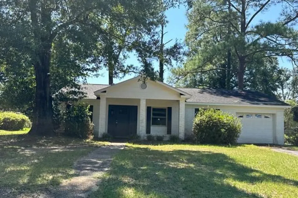 4309 Momote Dr S Mobile, AL 36609, Mobile County