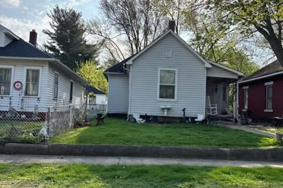 2121 N 21st St Terre Haute, IN 47804, Vigo County