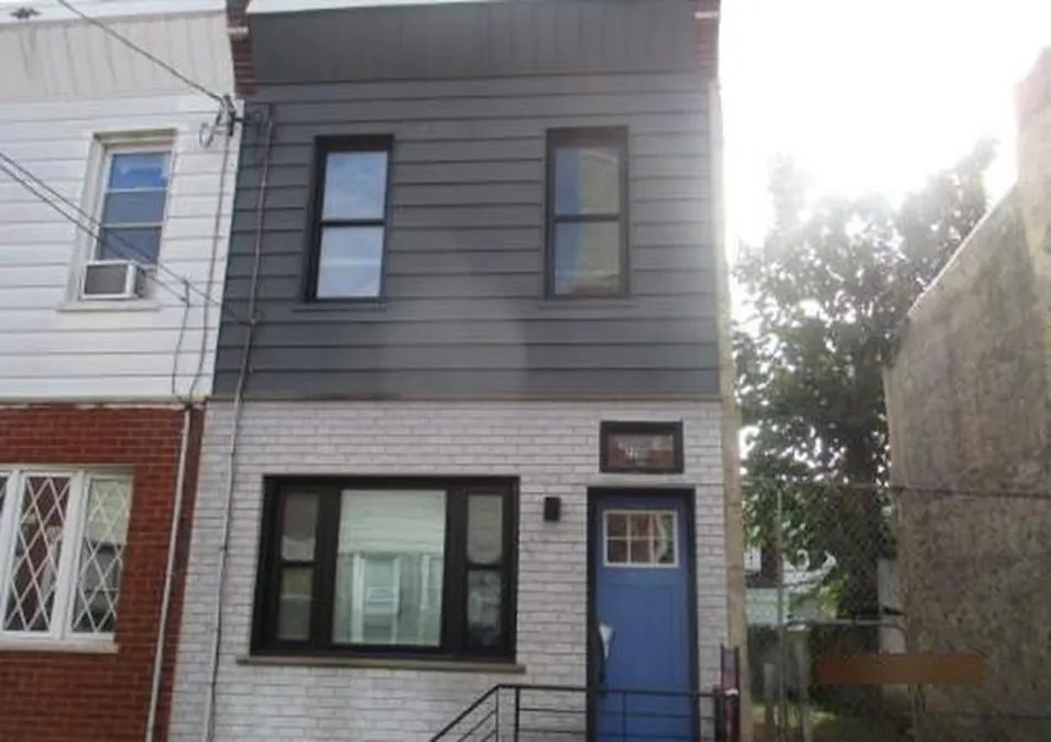 2215 South Mildred Street Philadelphia, PA 19148, Philadelphia County