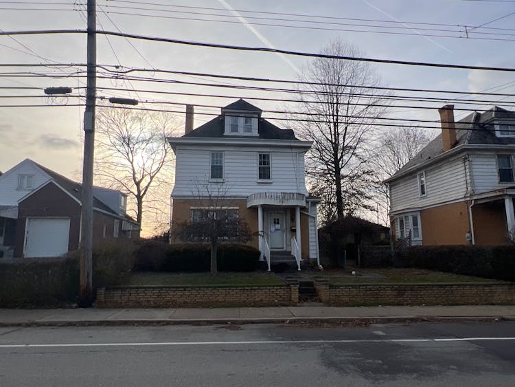 2733 Middletown Rd Pittsburgh, PA 15205, Allegheny County